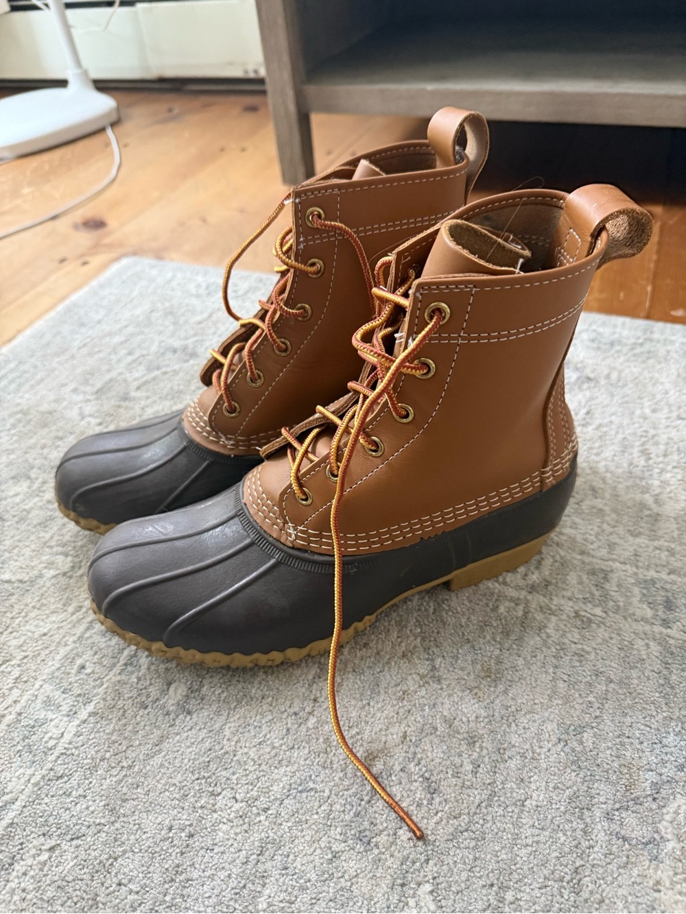 Women’s LL Bean Insulated Classic Duck Boot - Size 9